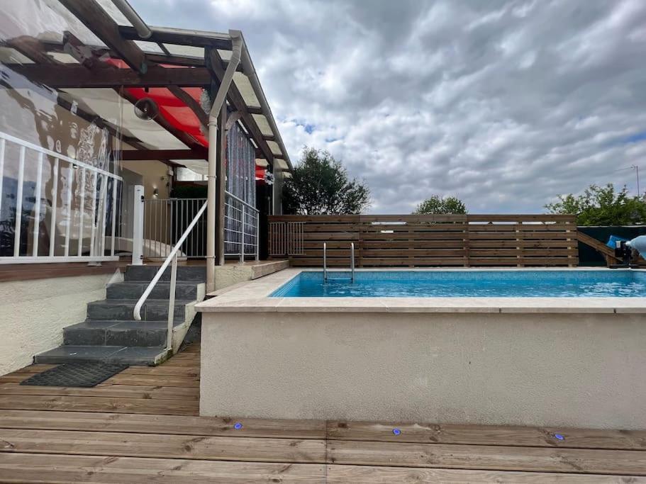 Kings Villa Near Disneyland Reserved Only For Family With Kids Saint-Germain-sur-Morin Exterior photo